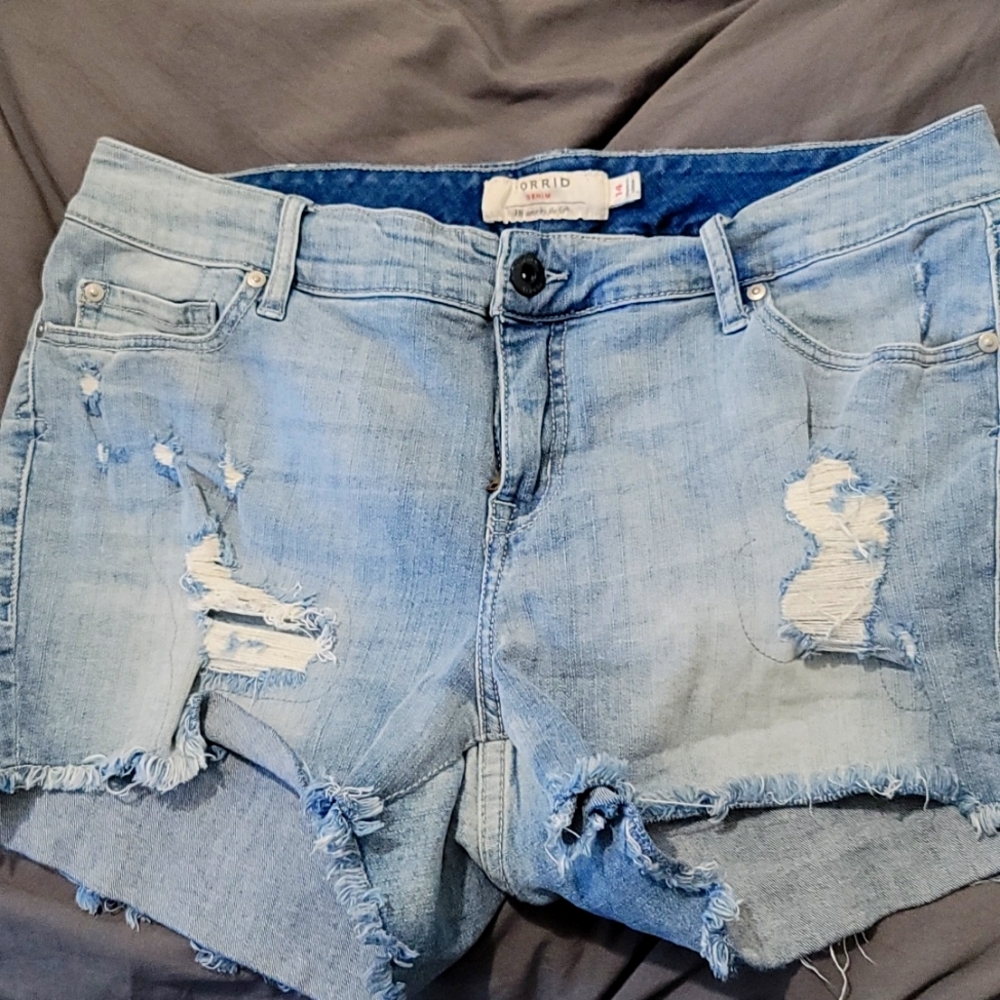 Torrid cut off shorts